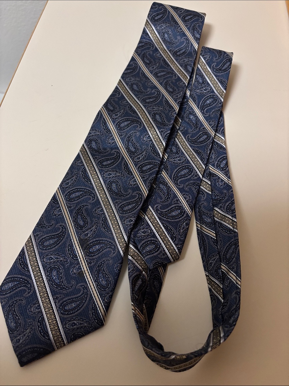 Pronto Uomo Blue Paisley Silk Tie with Cream & Tan Accents